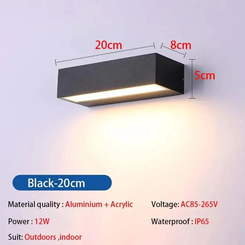 Kiki's Way | Ailyn Chrome Wall Light – Aluminium Alloy, IP65