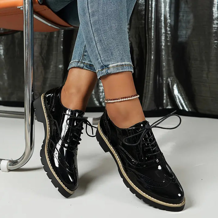 Patent Leather Shoes in Oxford Style with Chunky Sole for Women
