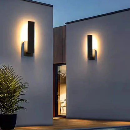 Kiki's Way | Applique Outdoor Wall Light – Aluminium, Weatherproof