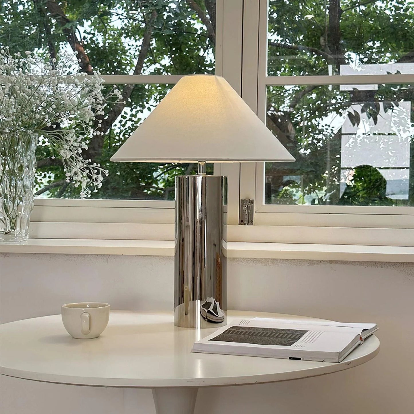 Kiki's Way | Blensha Steel Table Lamp – Hat-Shaped Shade