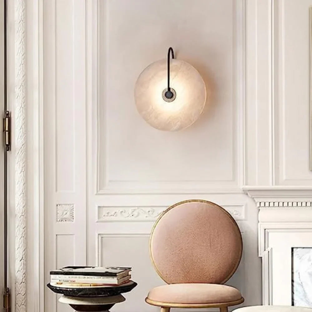 Kiki's Way | Albatroso Alabaster Wall Light – Adjustable Beam