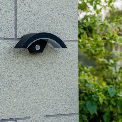 Kiki's Way | Astrid Arc Wall Light – PIR Motion Sensor, IP65