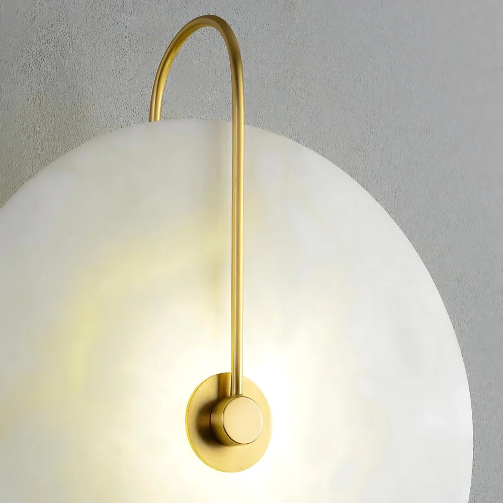 Kiki's Way | Albatroso Alabaster Wall Light – Adjustable Beam