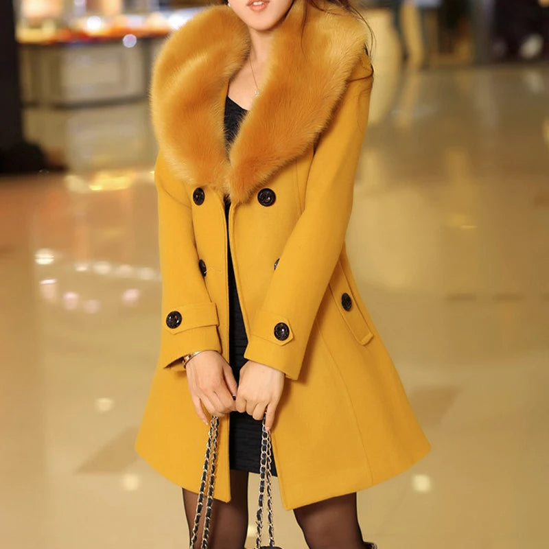 Luxurious Fur Coat for the Discerning Lady