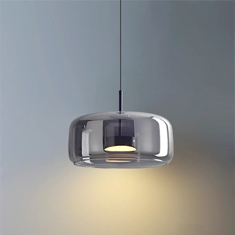 Kiki's Way | Växa Amber Glass Pendant Light – Gold Metal