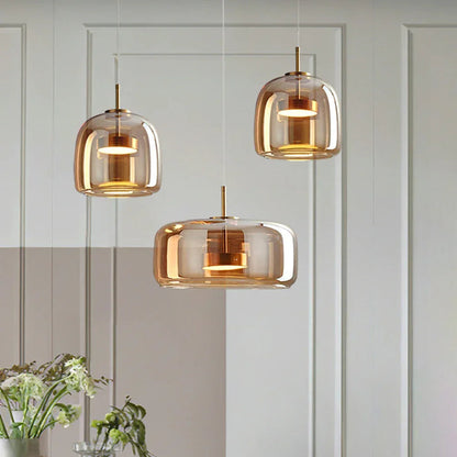 Kiki's Way | Växa Amber Glass Pendant Light – Gold Metal
