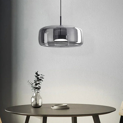 Kiki's Way | Växa Amber Glass Pendant Light – Gold Metal