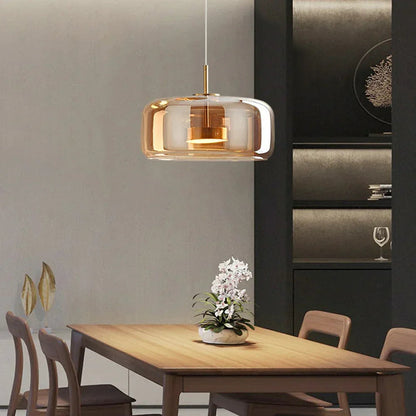 Kiki's Way | Växa Amber Glass Pendant Light – Gold Metal