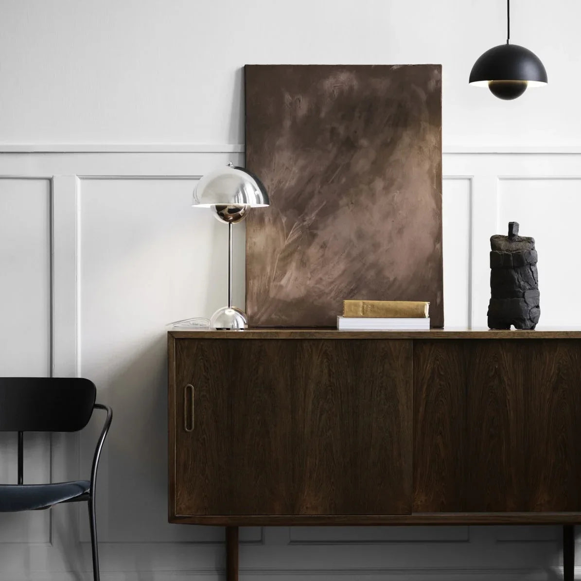 Kiki's Way | Adele Metal Table Lamp – Classic Dome Shade