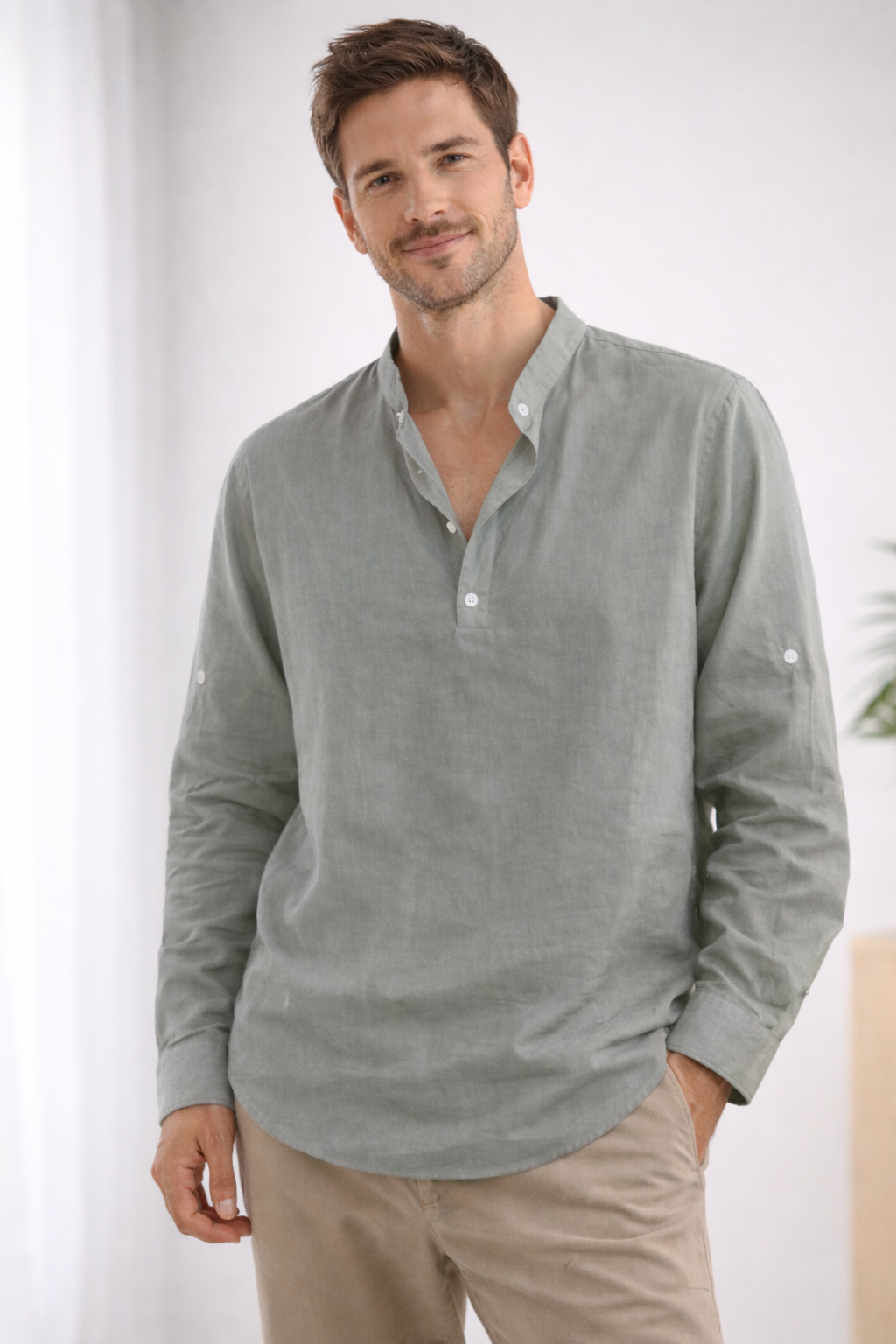 Elegant Shirt with Collar