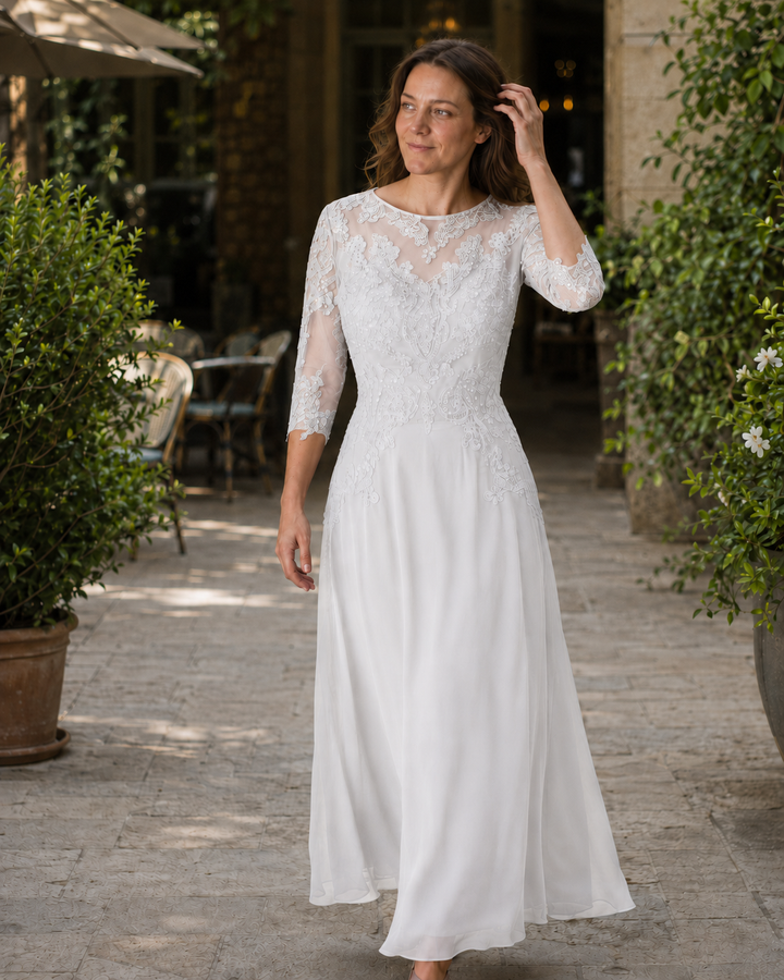 Women's Evening Dress with Lace Top and Flowing Skirt
