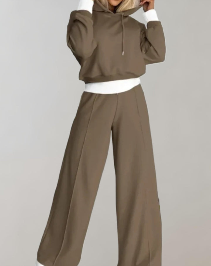 Set of a Two-Tone Hoodie and Wide-Leg Pants