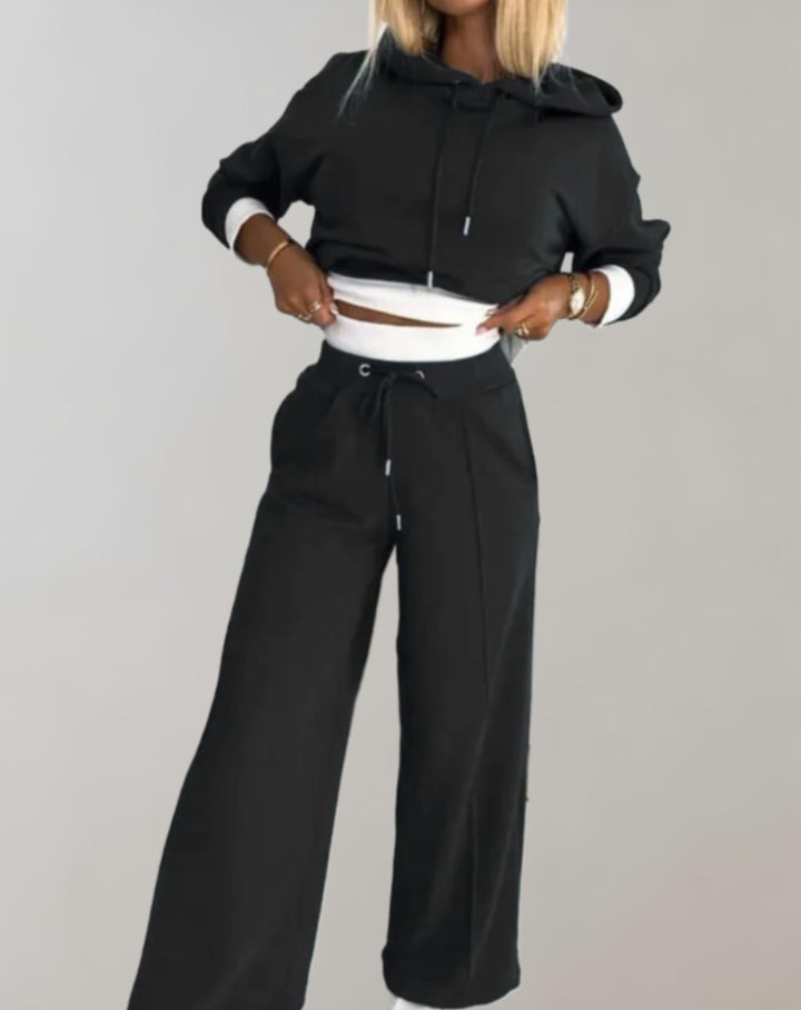 Set of a Two-Tone Hoodie and Wide-Leg Pants