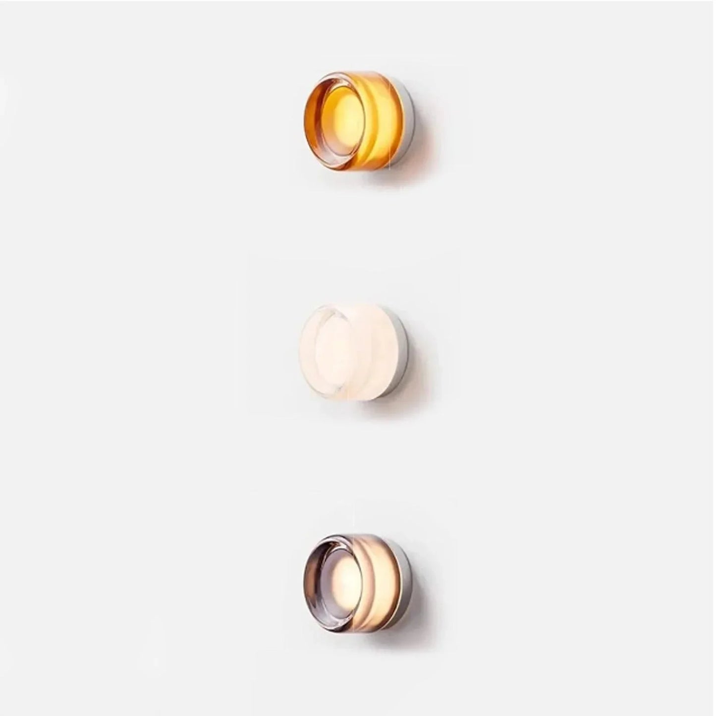 Kiki's Way | Acento Frosted Glass Wall Light – Warm White