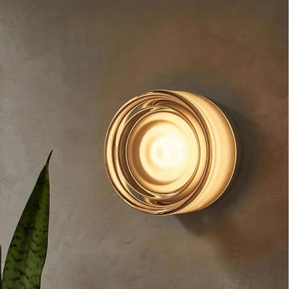 Kiki's Way | Acento Frosted Glass Wall Light – Warm White