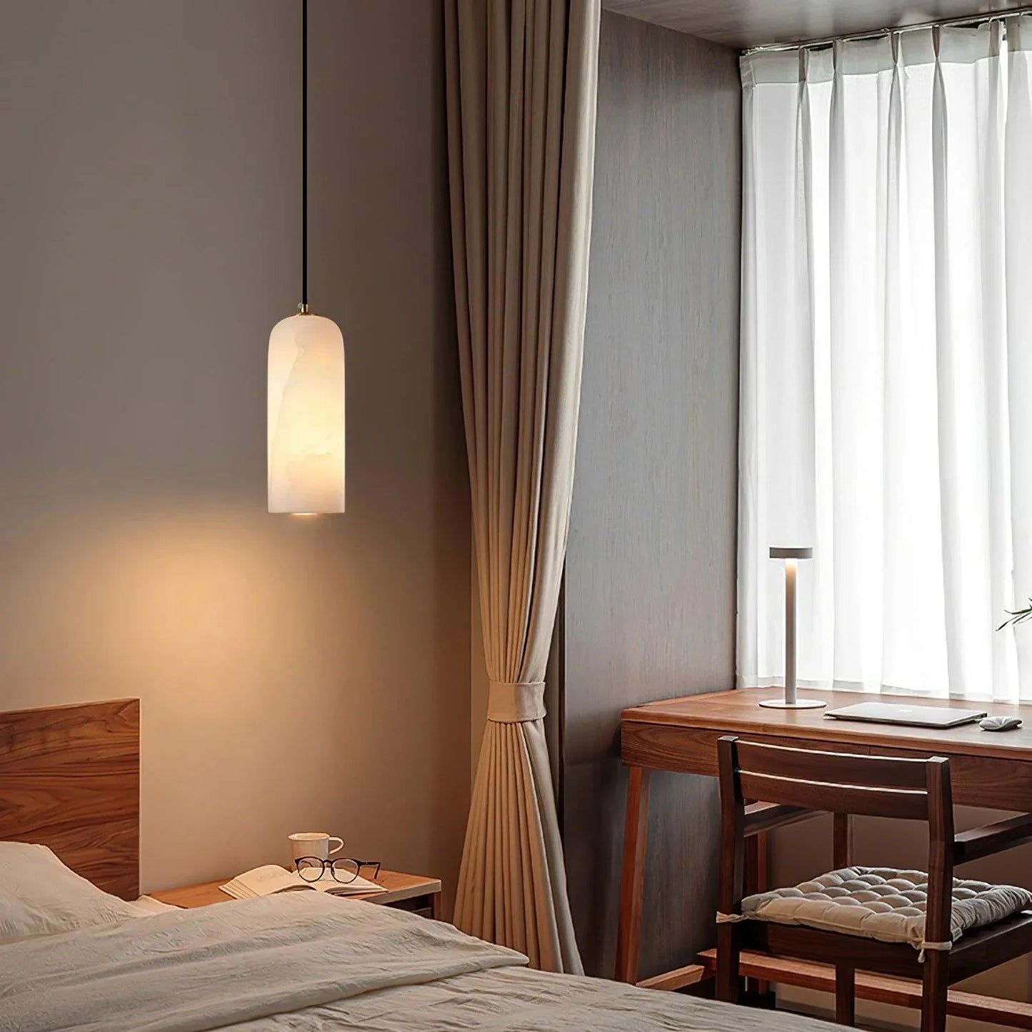 Kiki's Way | Drophe Alabaster Pendant Light – Brushed Copper, E14