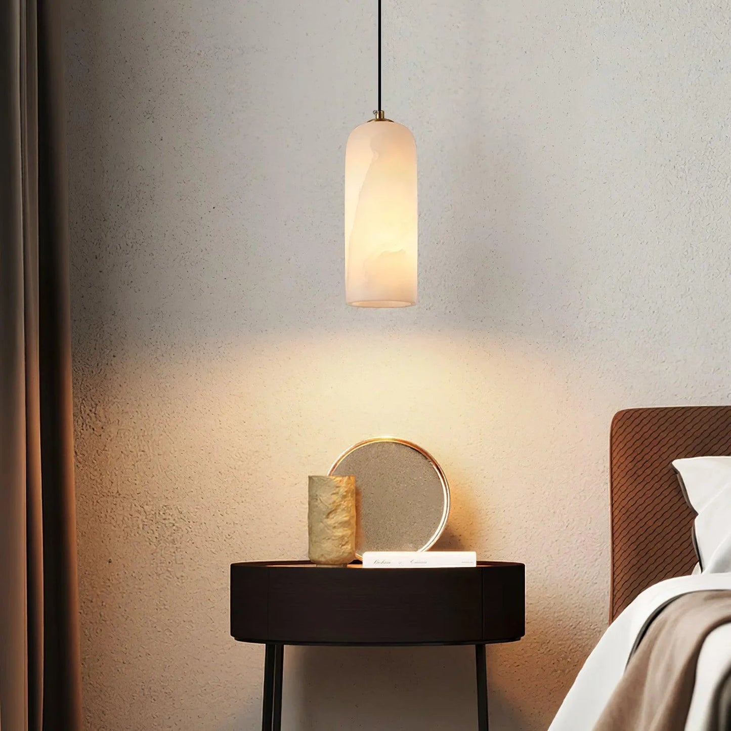 Kiki's Way | Drophe Alabaster Pendant Light – Brushed Copper, E14