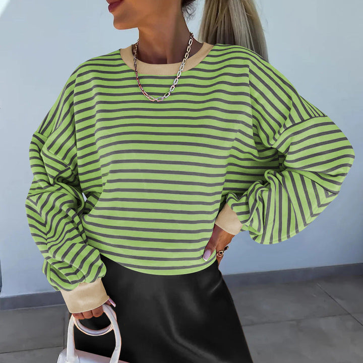 Women's Casual Striped Sweatshirt with Boxy Cut and Contrasting Trims