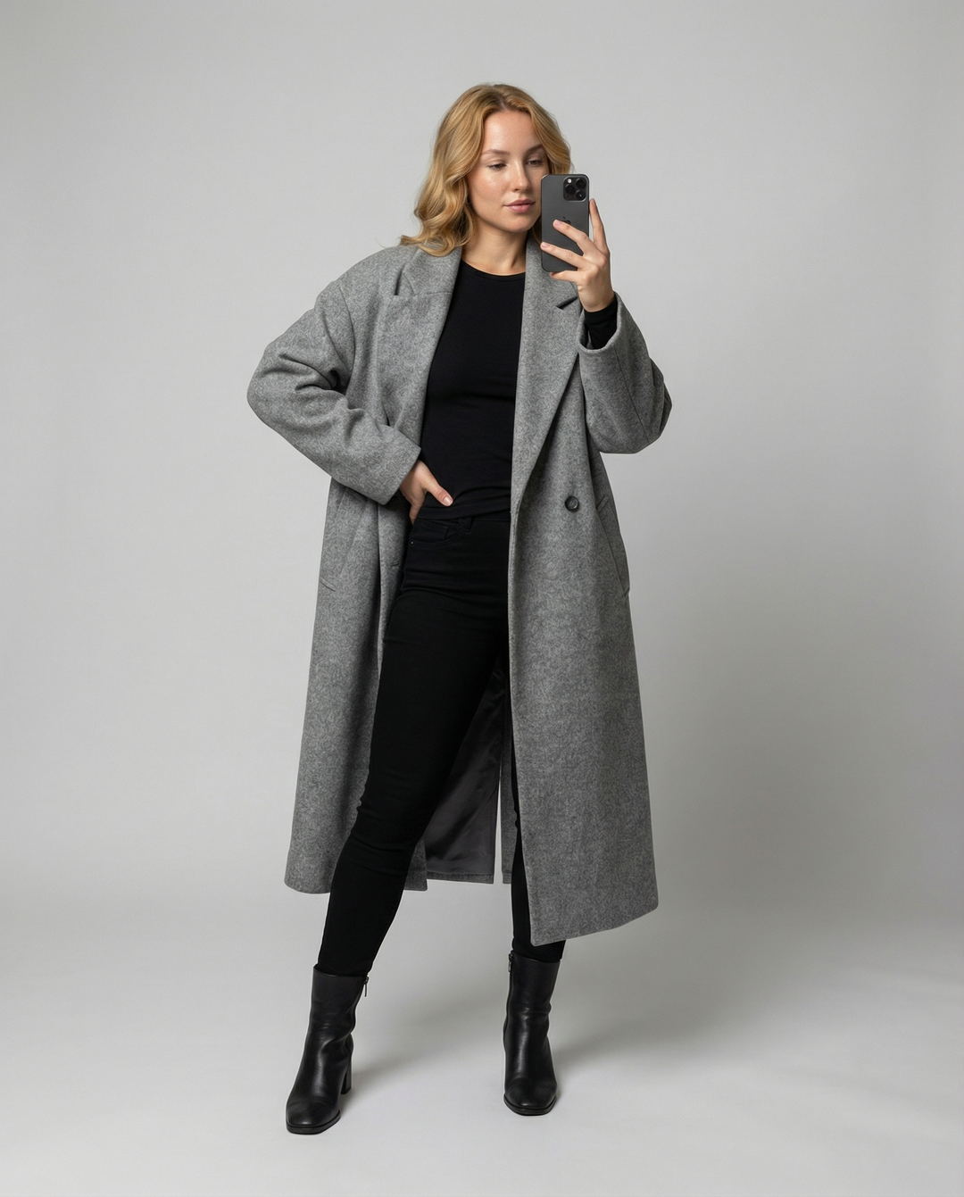 Women's Elegant Oversized Wool Coat with Pockets & Comfort