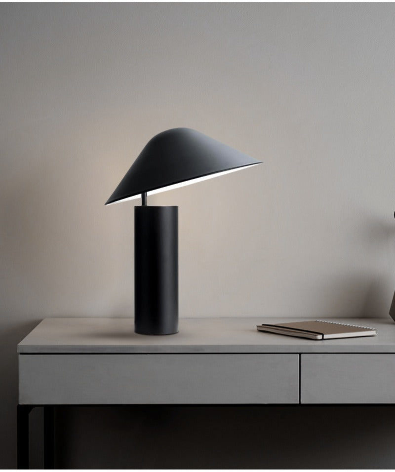 Kiki's Way | Aino Dome Table Lamp – Plated Iron