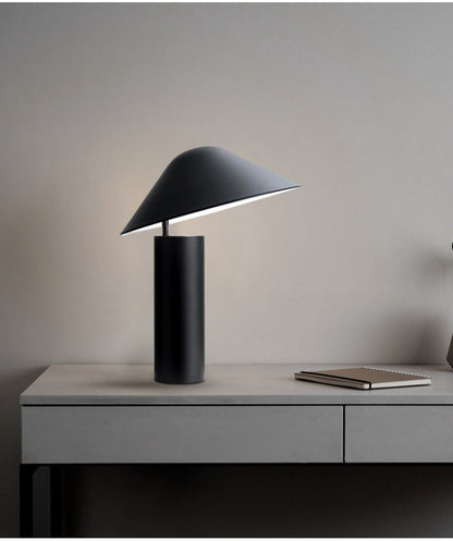 Kiki's Way | Aino Dome Table Lamp – Plated Iron