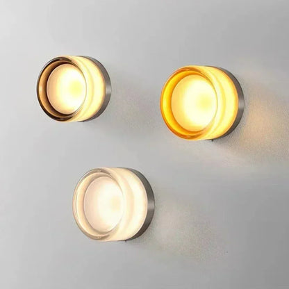 Kiki's Way | Acento Frosted Glass Wall Light – Warm White