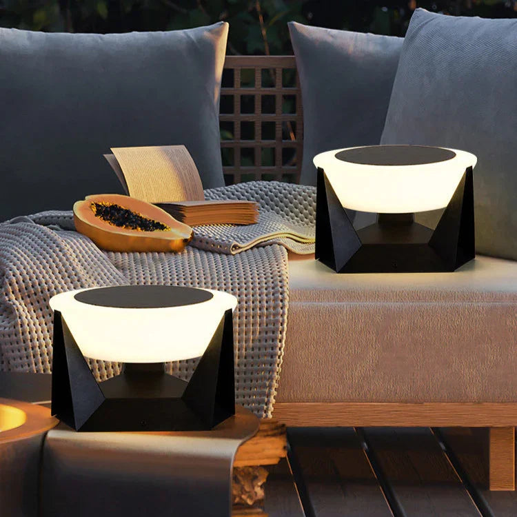 Kiki's Way | Abriella Solar Column Light – Remote Dimming, IP65