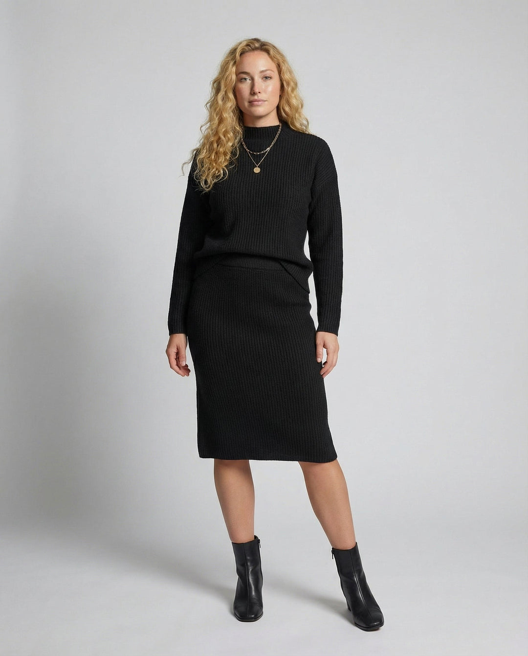 Women's 2-Piece Sweater and Skirt Set