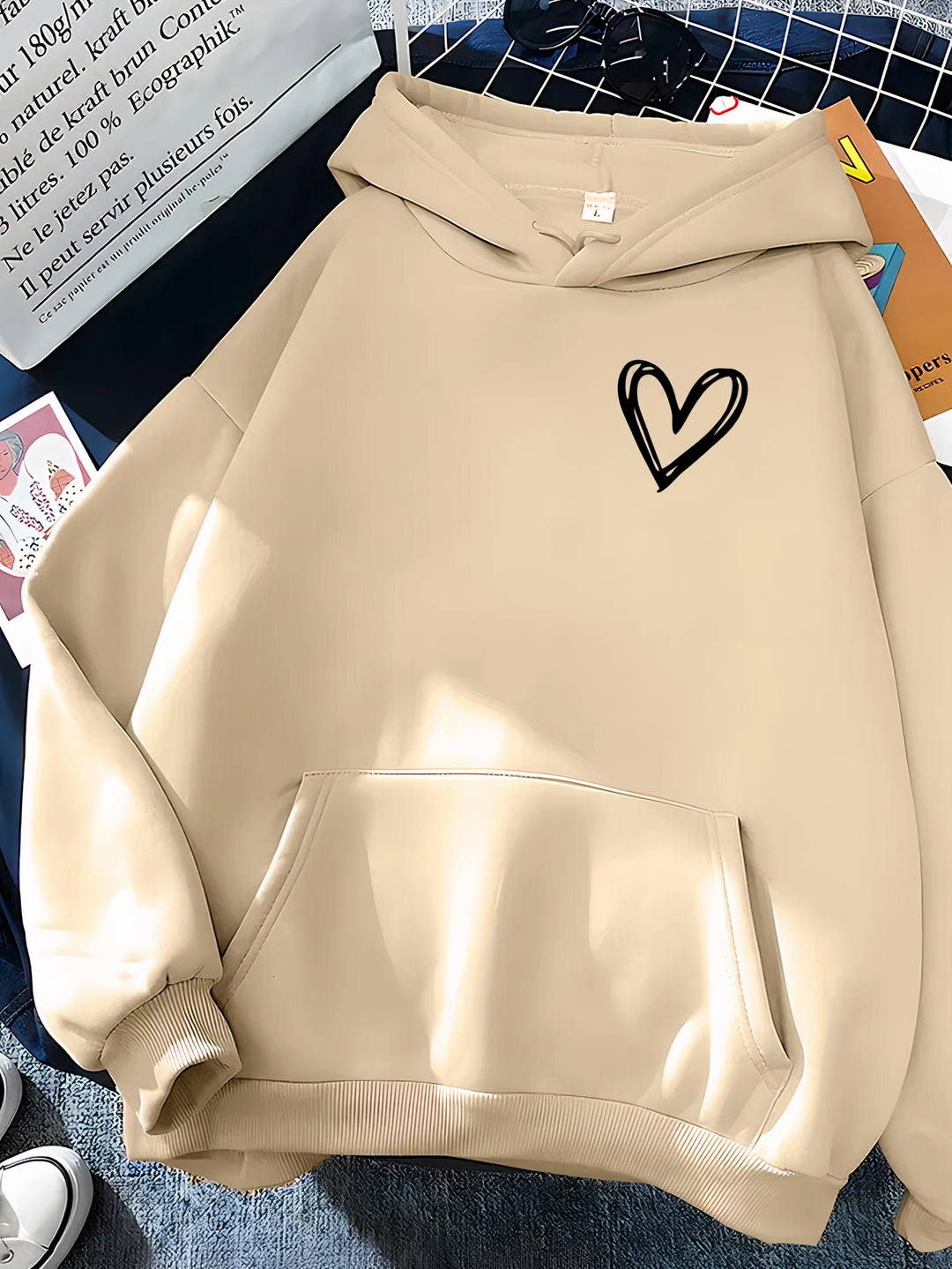 Women's Hoodie with Heart Print - Saylor