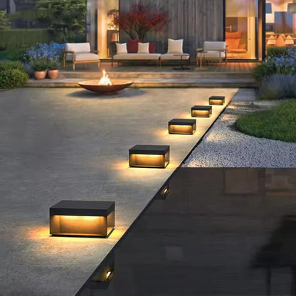 Kiki's Way | Abbie Solar Post Light – Stainless Steel, IP65