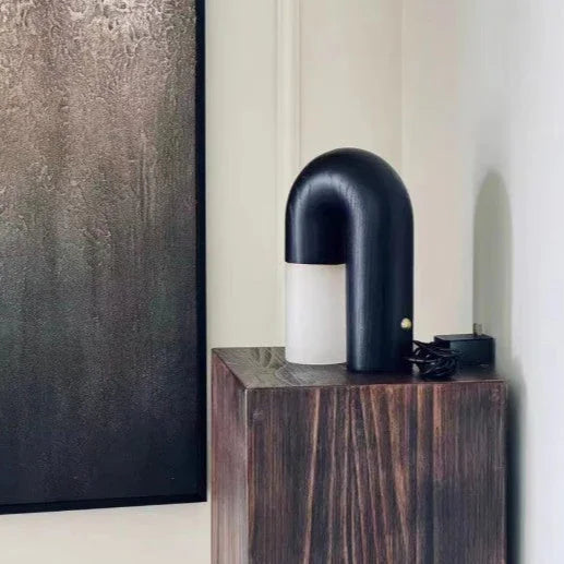 Kiki's Way | Båglampa Arched Table Lamp – Wood & Acrylic