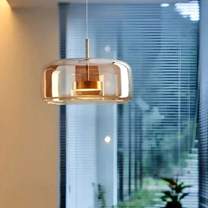 Kiki's Way | Växa Amber Glass Pendant Light – Gold Metal