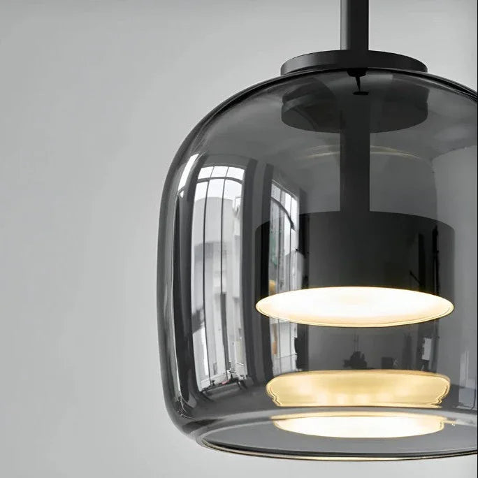 Kiki's Way | Växa Amber Glass Pendant Light – Gold Metal