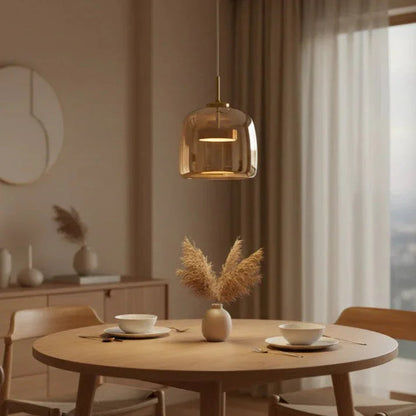 Kiki's Way | Växa Amber Glass Pendant Light – Gold Metal