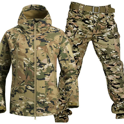 Men's Multifunctional Jacket with Fleece Lining and Zipper