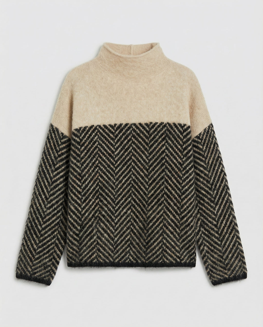 Sweater - Soft Elegant Turtleneck Sweater