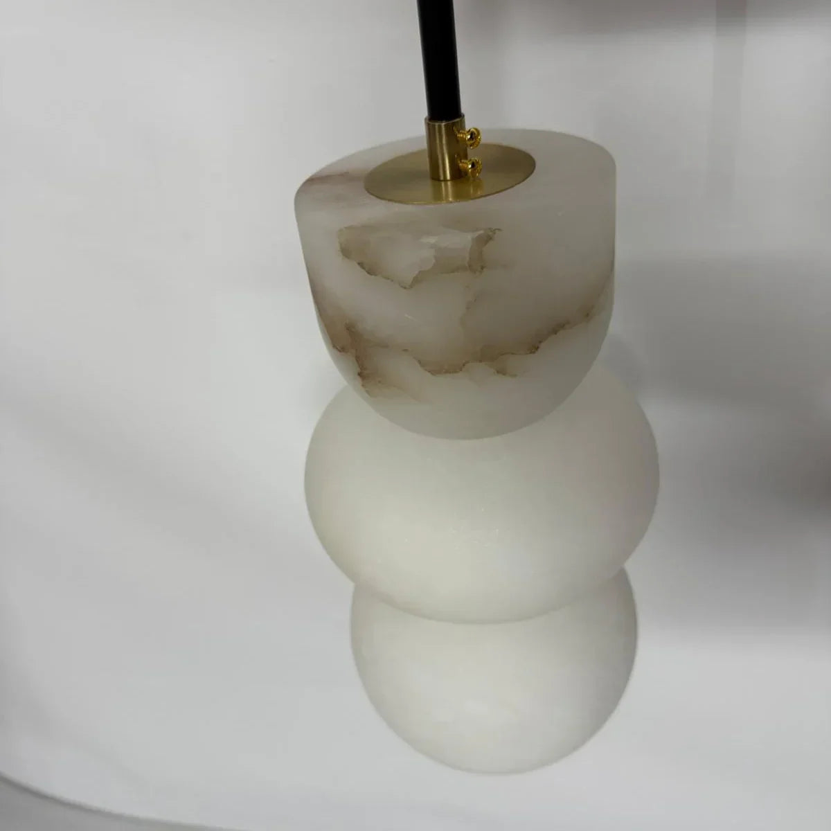 Kiki's Way | Zola Marble Pendant Light – Warm LED, 3 Sizes
