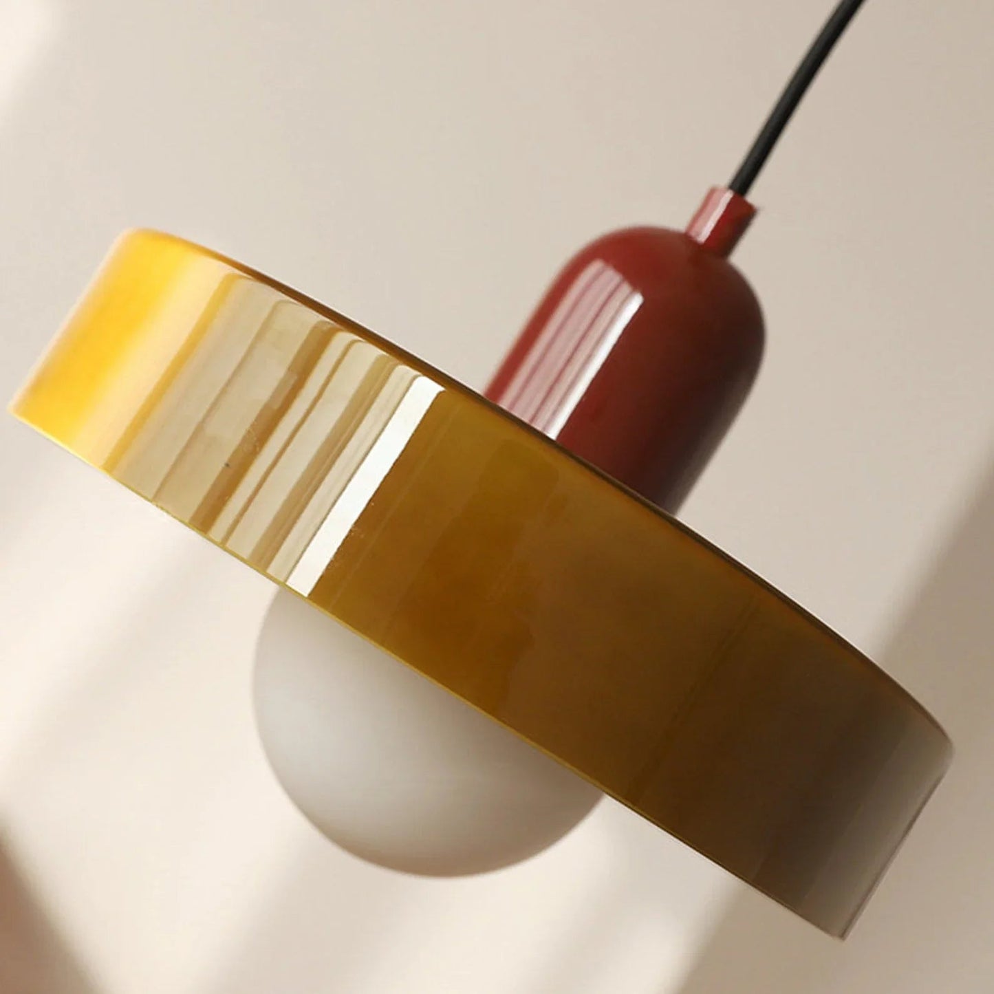 Kiki's Way | Stained Glass Pendant Light – Brass Finish, G9