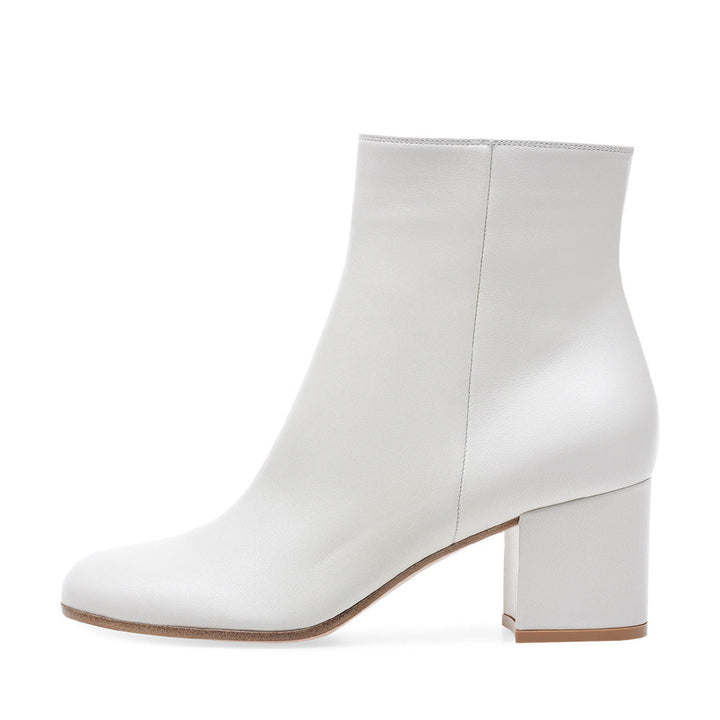 Women's Chunky Heel Round-Toe Mid-Heel Boots
