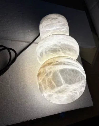 Kiki's Way | Zola Marble Pendant Light – Warm LED, 3 Sizes