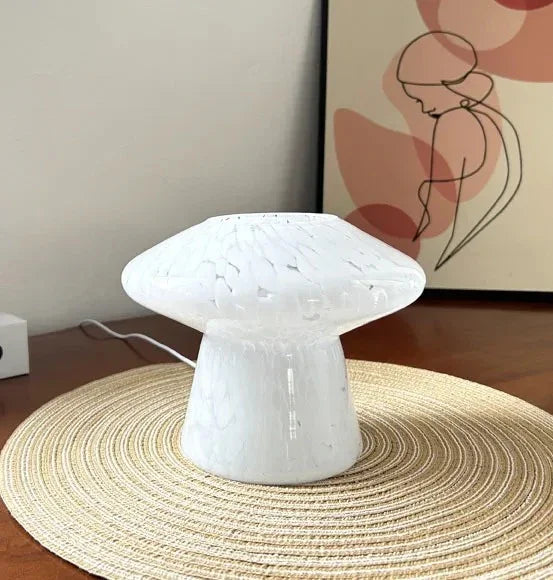 Kiki's Way | Alaia Saucer Table Lamp – Stained Glass