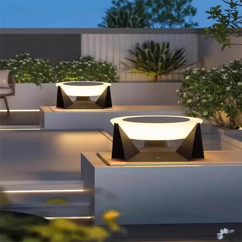 Kiki's Way | Abriella Solar Column Light – Remote Dimming, IP65