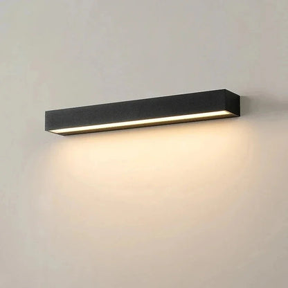 Kiki's Way | Ailyn Chrome Wall Light – Aluminium Alloy, IP65