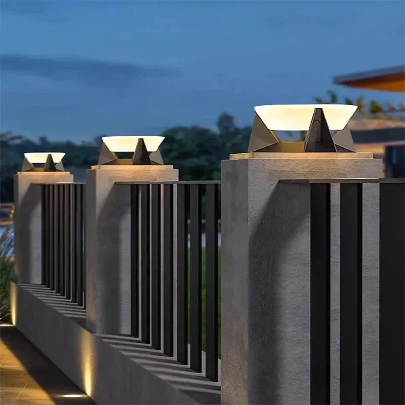 Kiki's Way | Abriella Solar Column Light – Remote Dimming, IP65