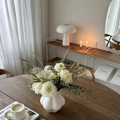 Kiki's Way | Aadhya Marble Table Lamp – Frosted Glass Shade