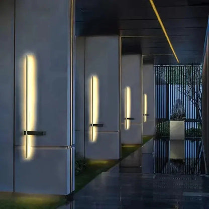 Kiki's Way | Aida Aluminium Wall Light – Warm or Cool White, IP65