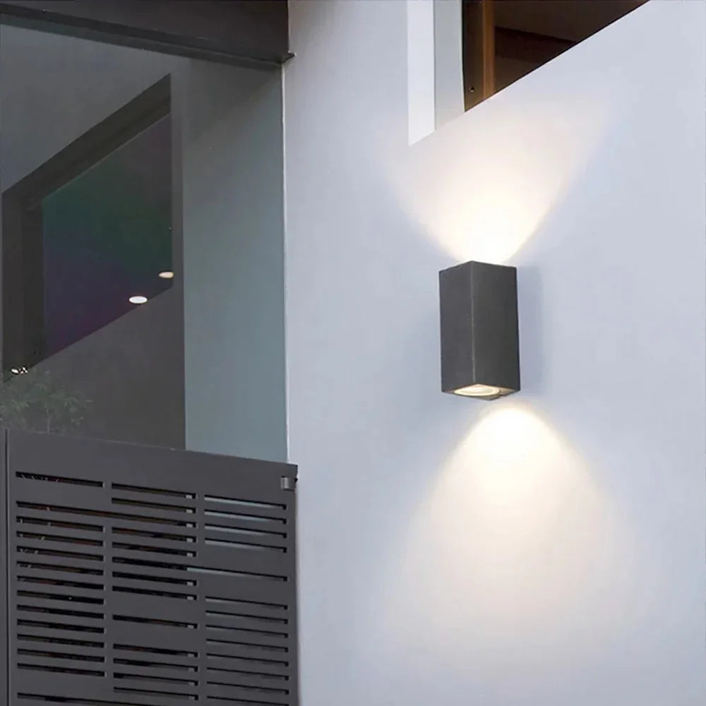 Kiki's Way | Ahana Up-Down Wall Light – GU10, IP65