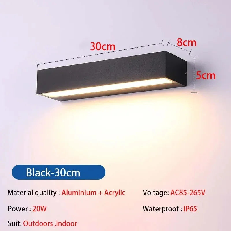 Kiki's Way | Ailyn Chrome Wall Light – Aluminium Alloy, IP65